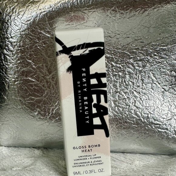 FENTY BEAUTY by Rihanna Bundle Mini Hydrating Primer/Gloss Bomb - Picture 3 of 4